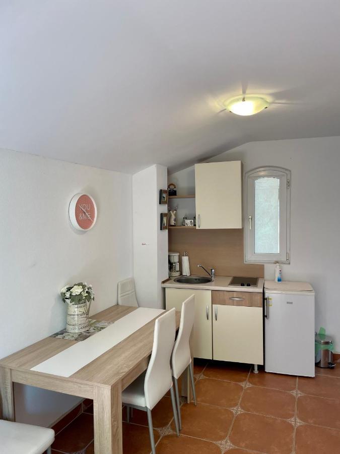 Studio Apartmani Kremic كارلوباغ المظهر الخارجي الصورة